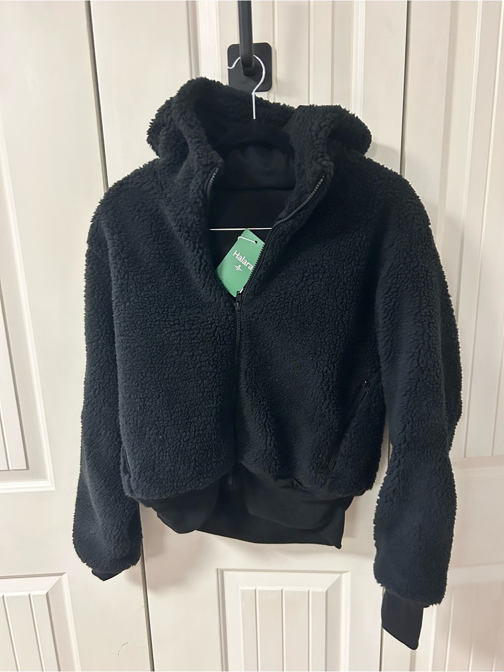 Women’s HALARA Black Sherpa Hooded Jacket - Cozy Zip-Up